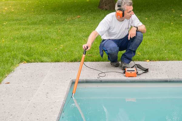 Lekdetectie in zwembaden, vijvers en waterbekkens